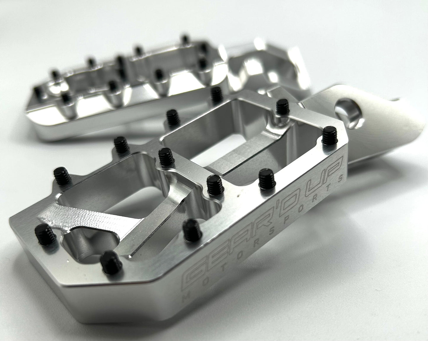 Ultra Bee Foot Pegs