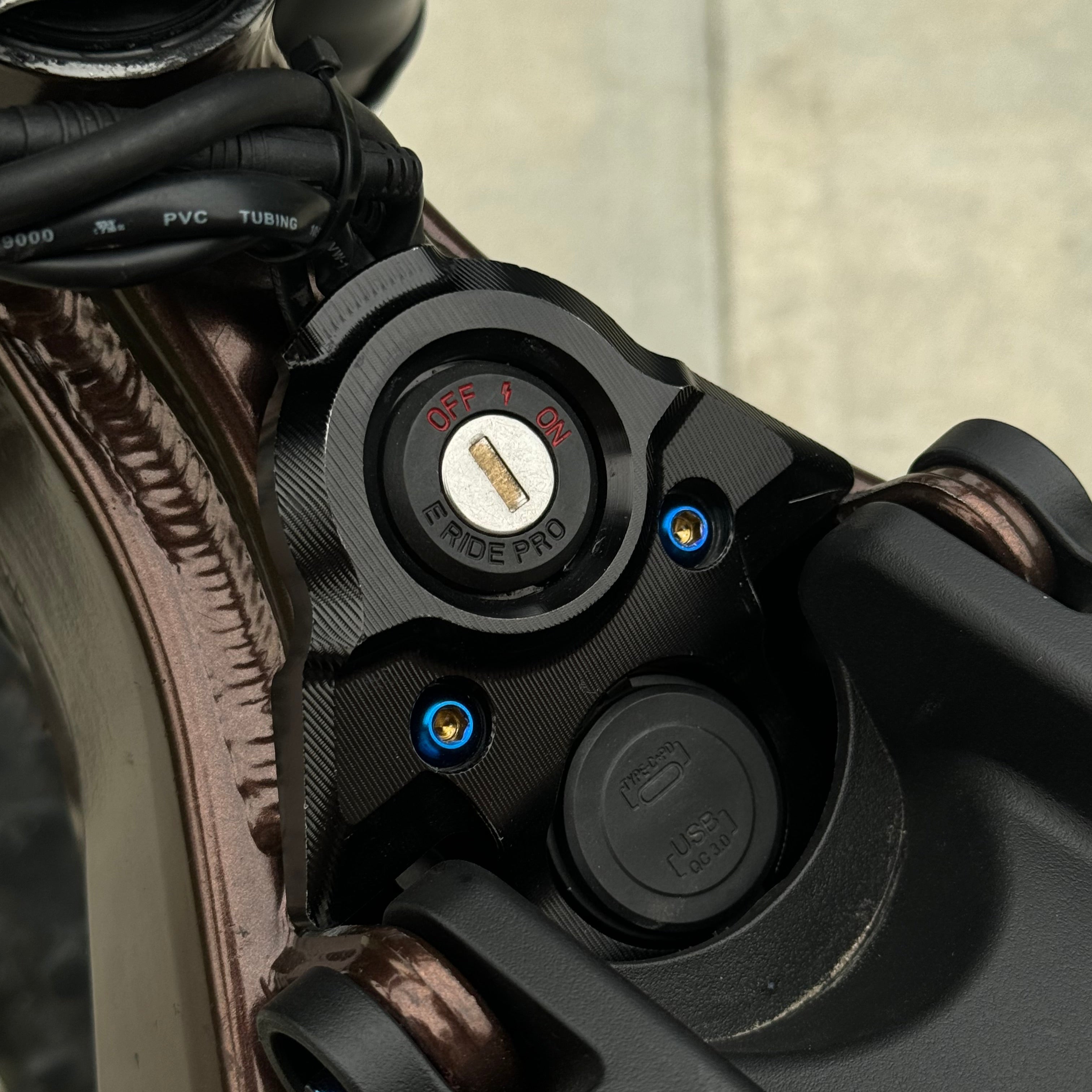 Ignition Cover Titanium Bolts