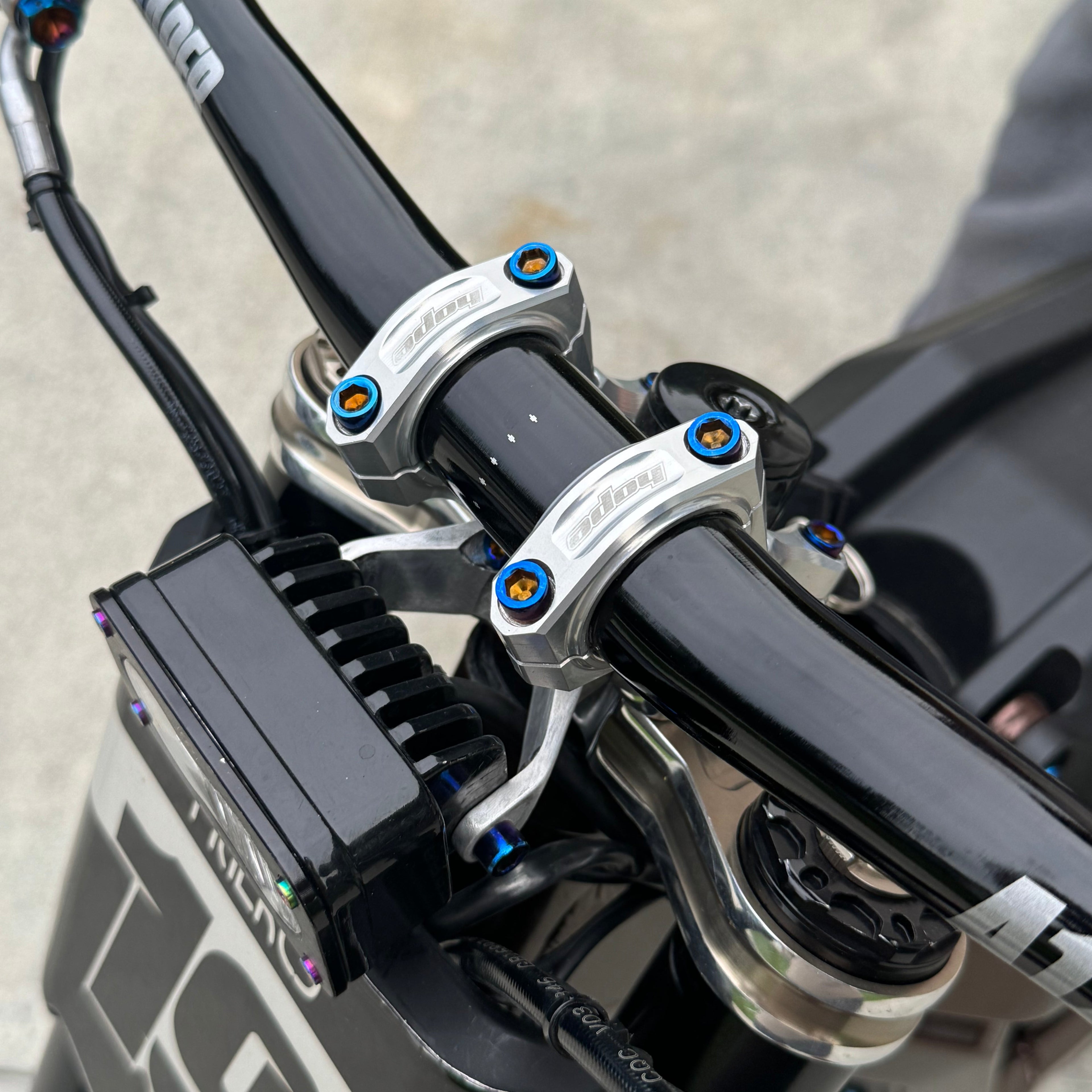 Direct Stem Titanium Bolts