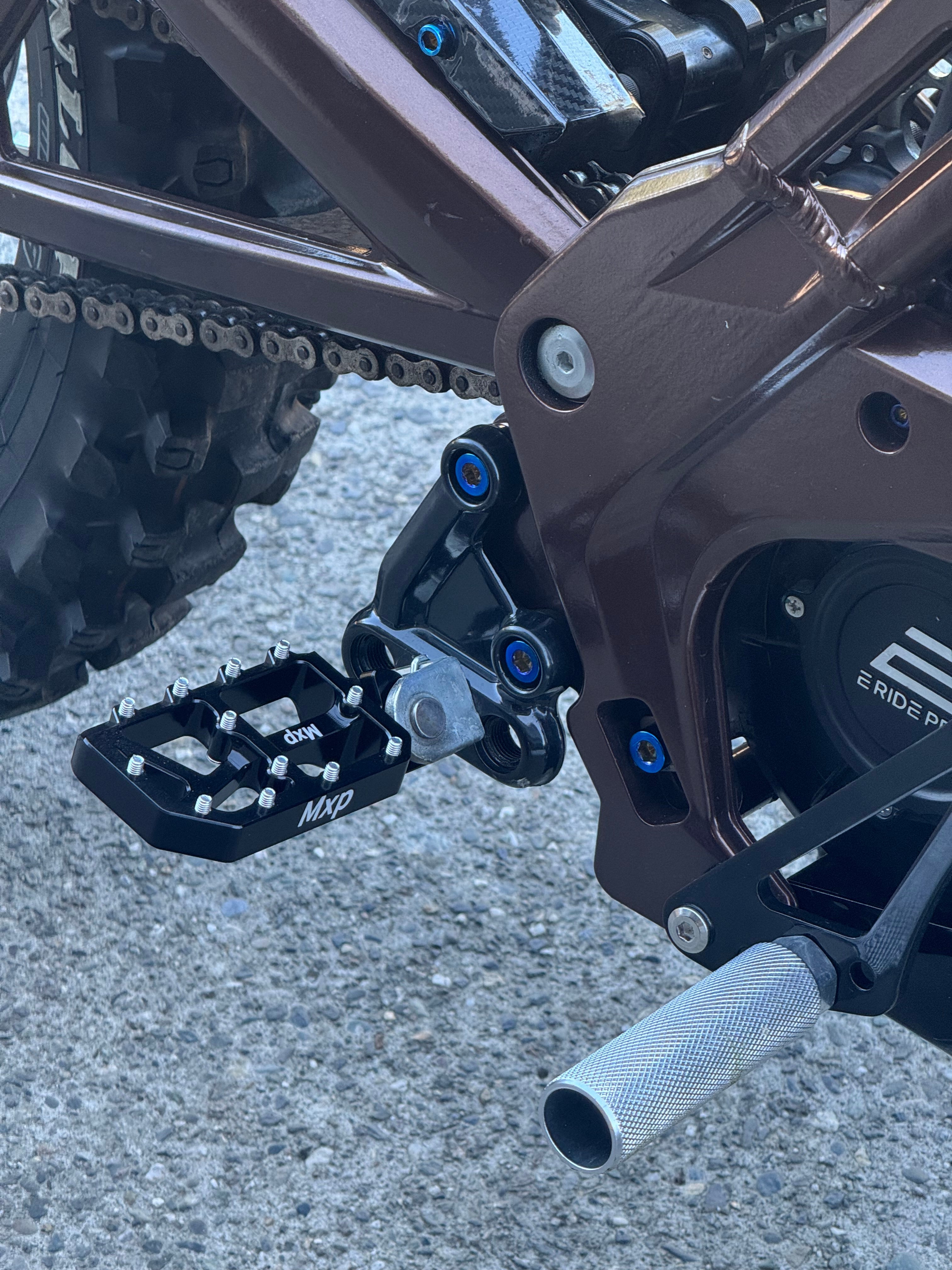 Peg Mount Titanium Bolts