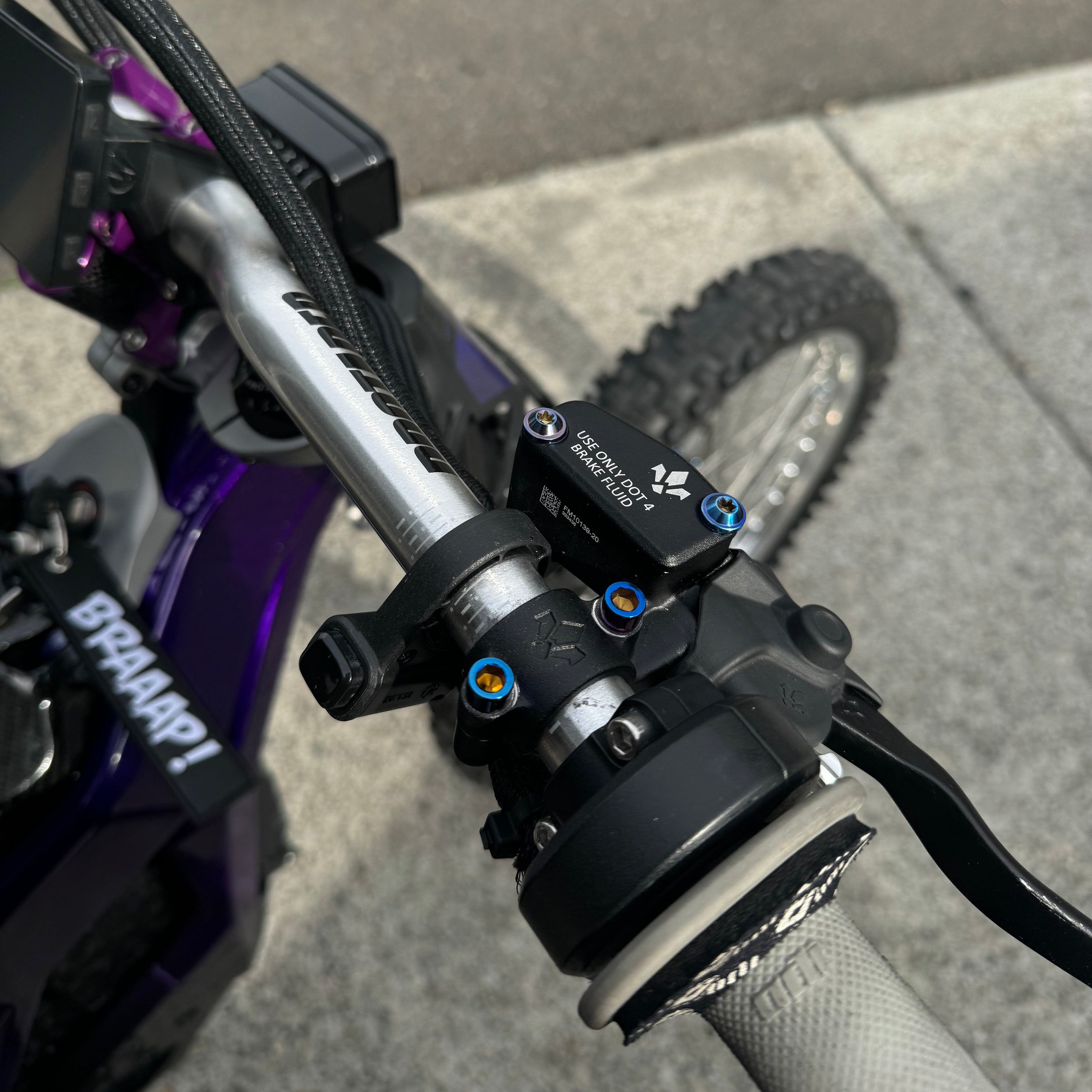 Formula titanium brake mount bolts